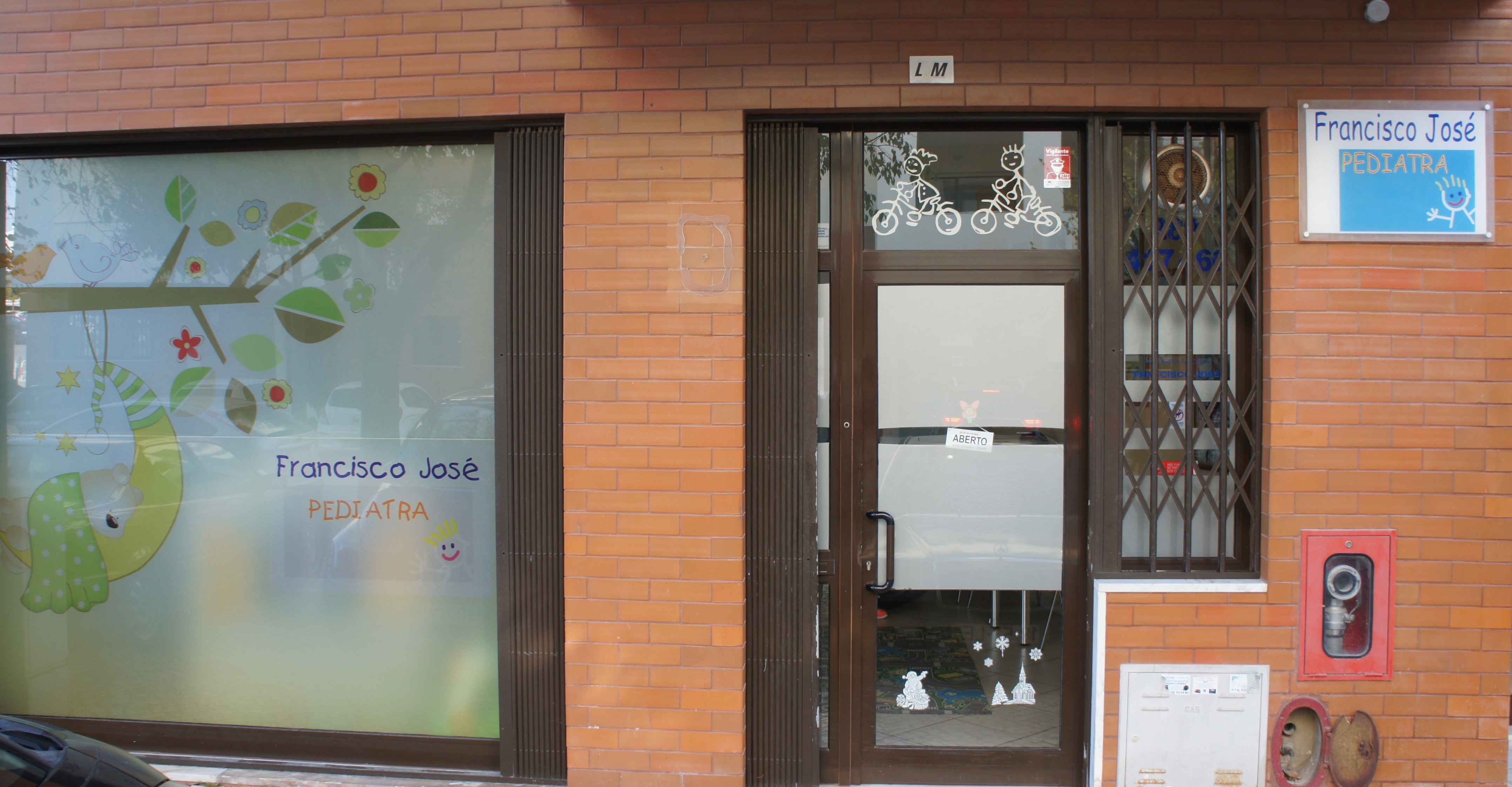 Girafa blu – Dr Henrique Patrício – Radiologia Pediátrica - Loulé